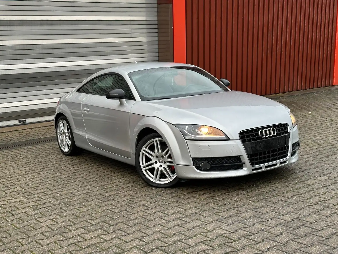 Audi TT Coupe/Roadster 2.0 TFSI Coupe Argent - 1