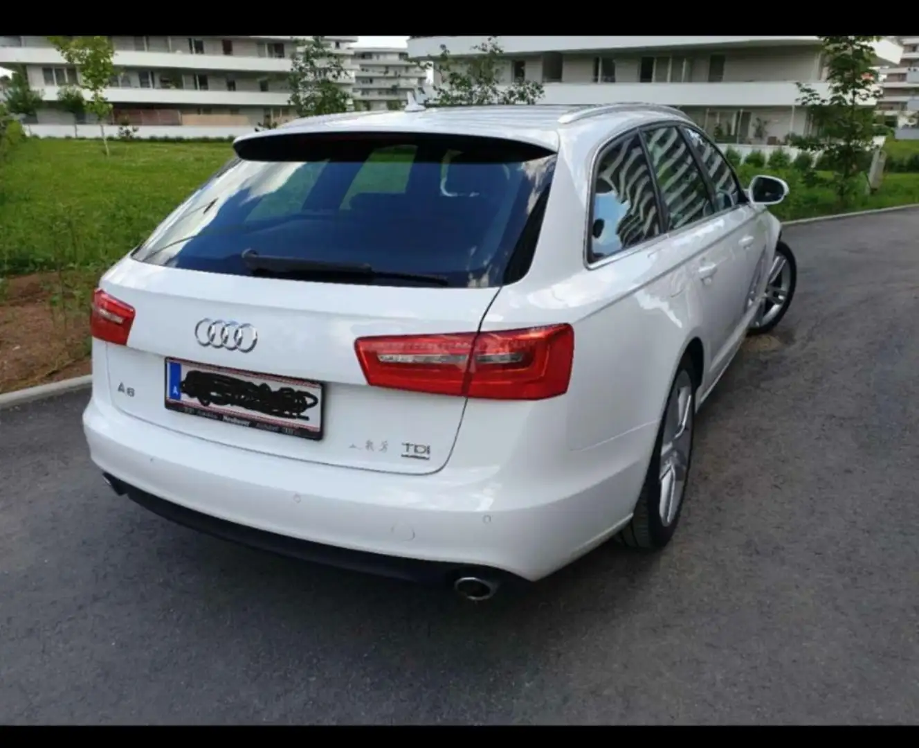 Audi A6 Avant 3.0 TDI DPF quattro S tronic Weiß - 2