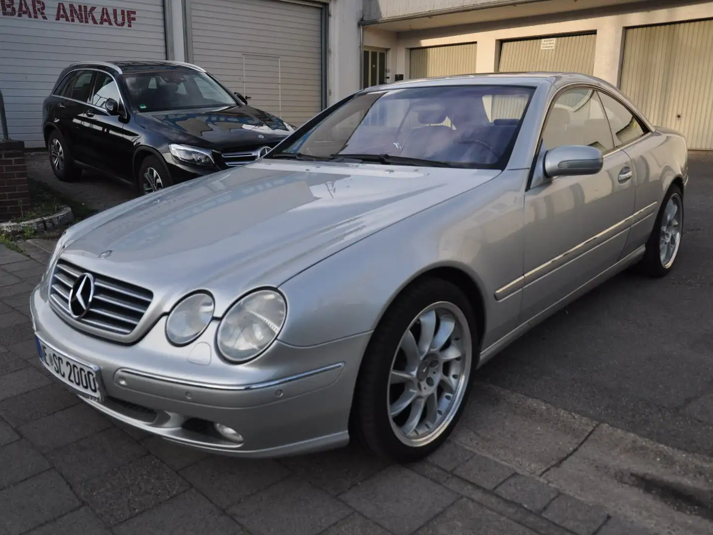 Mercedes-Benz CL 500 Argent - 1