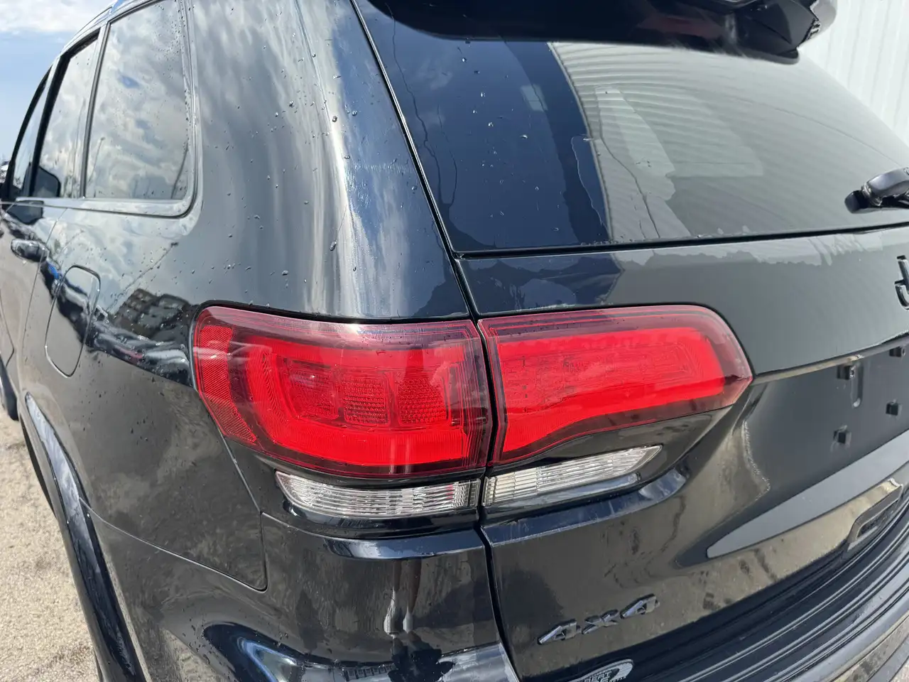 Jeep Grand Cherokee photo Jeep Grand Cherokee