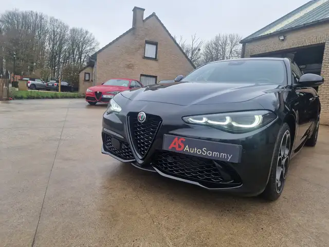 Alfa Romeo Giulia Giulia 2.0 T Q4 Competizione