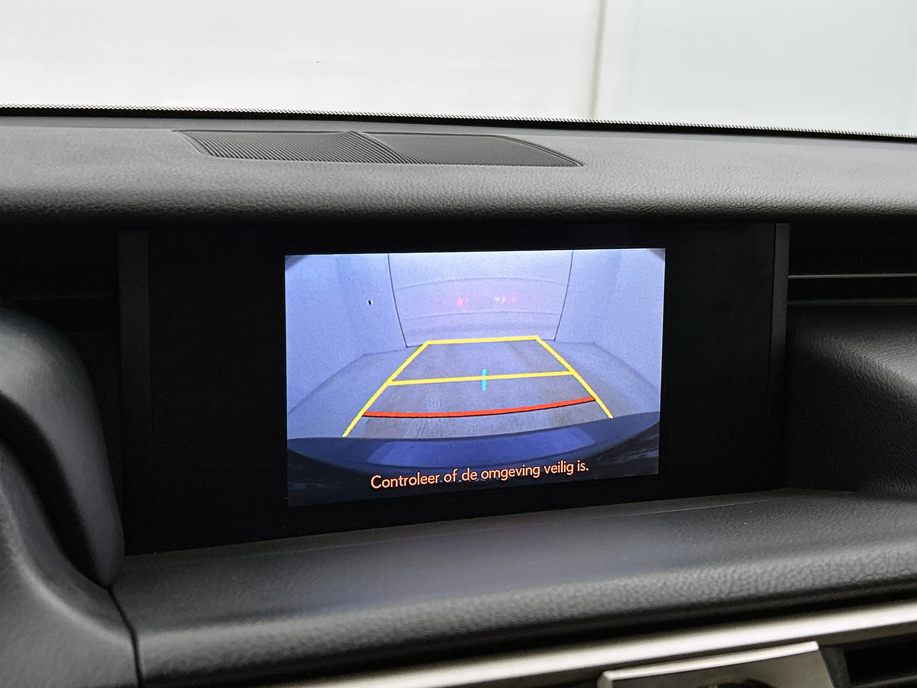 Lexus IS 300 300h Business Line | Safety Pack | Adaptive Cruise — photo 8
