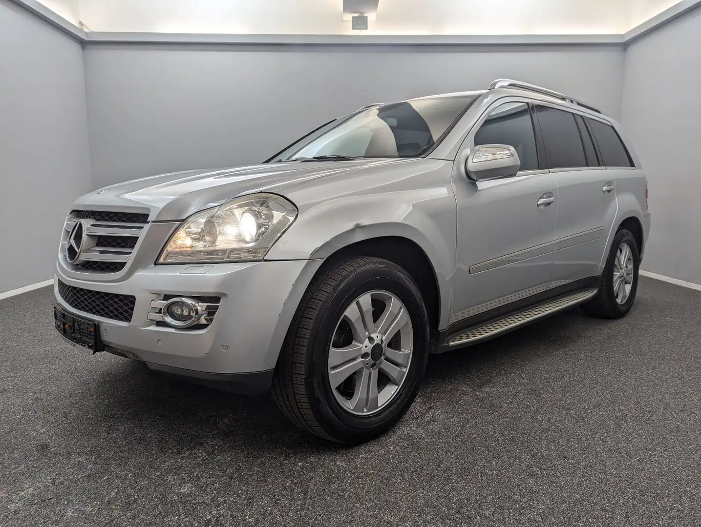 Mercedes-Benz GL 320 CDI 4M*7-SITZ*SHD*SITZKLIM*STD-HZG*MB-SCH Plateado - 1