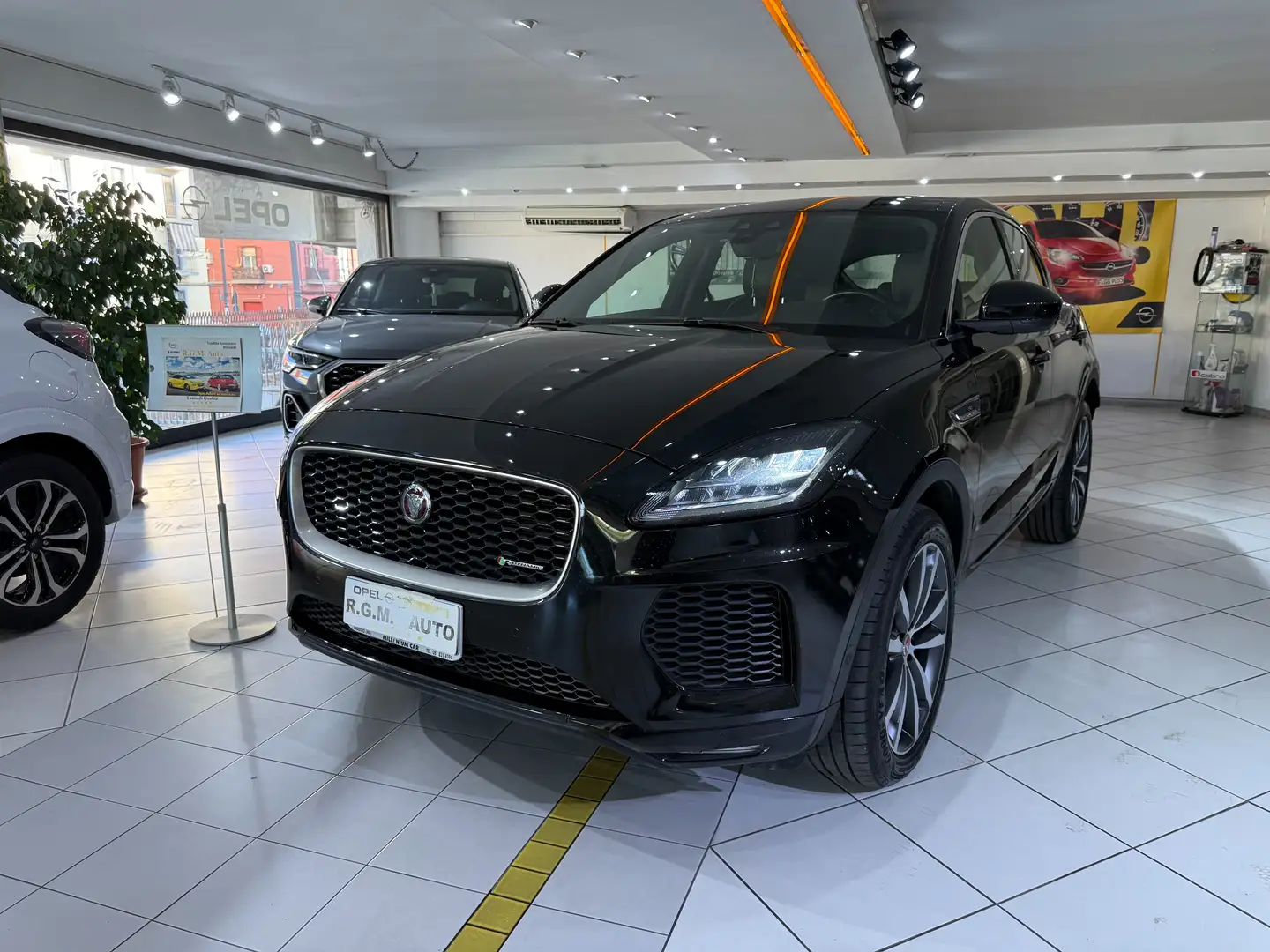 Jaguar E-Pace E-Pace 2017 2.0d R-Dynamic S awd 180cv auto my19 - 1