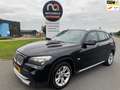 BMW X1 SDrive20d Executive * EURO 5 * AIRCO * Zwart - thumbnail 1