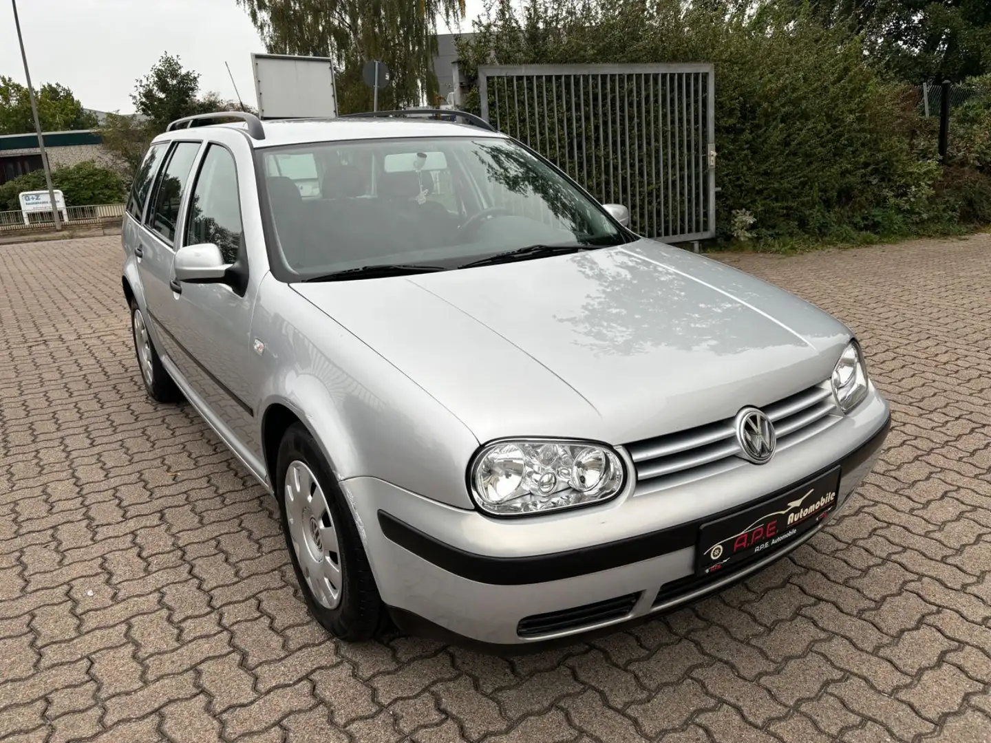 Volkswagen Golf 4 1.4 Comfortline Variant Tüv/Au NEU Argent - 1