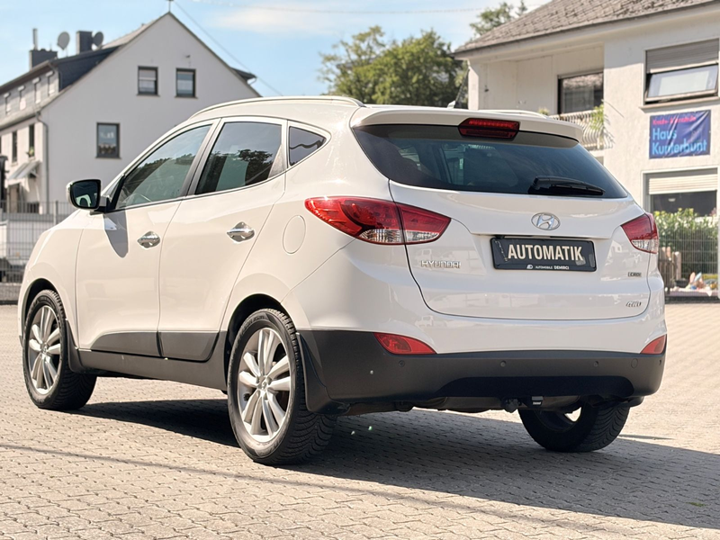 Hyundai iX35 Style AWD*Pano+Automatik+Allrad+AHK* — photo 6