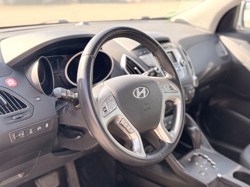 Hyundai iX35 Style AWD*Pano+Automatik+Allrad+AHK* — photo 10