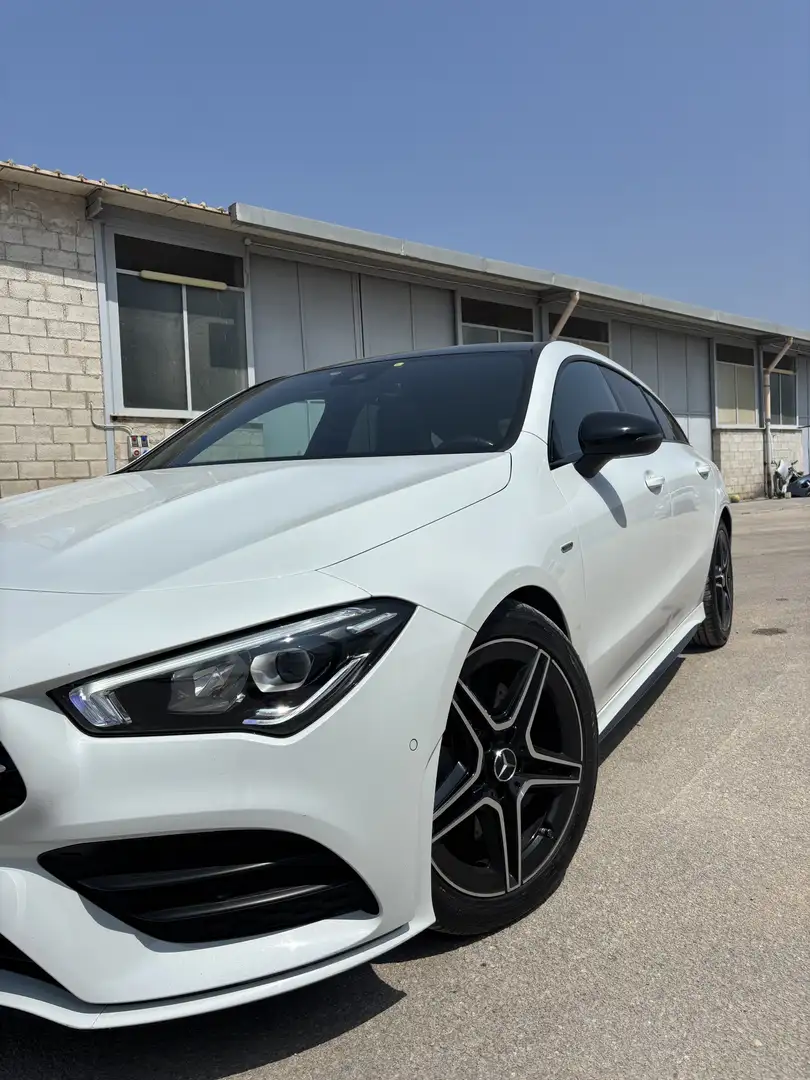 Mercedes-Benz CLA 200 Shooting Brake d Night edition auto - 2
