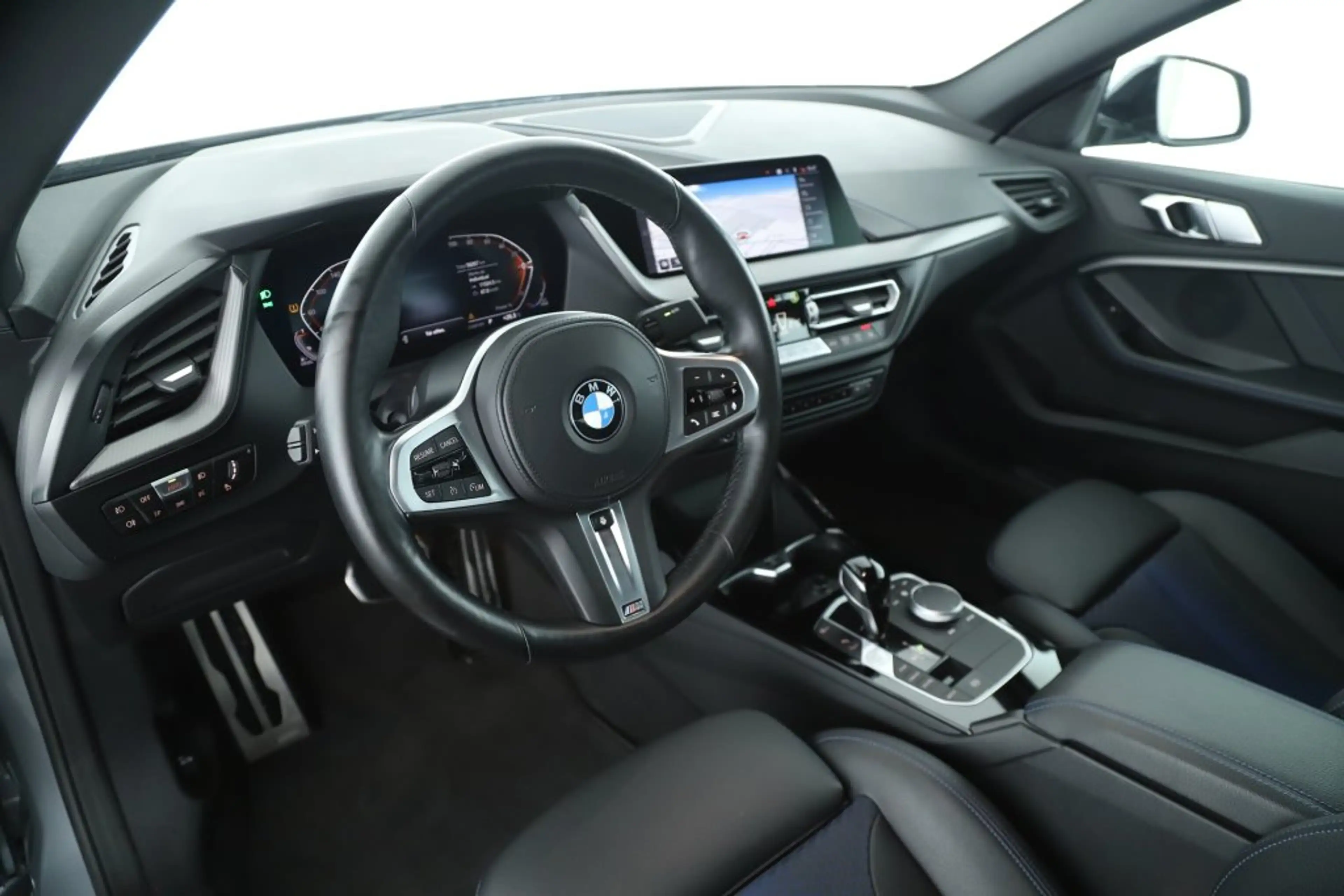 BMW 216 d Gran Coupe M-SPORT Autom NAVI LED 18ZOLL — photo 9