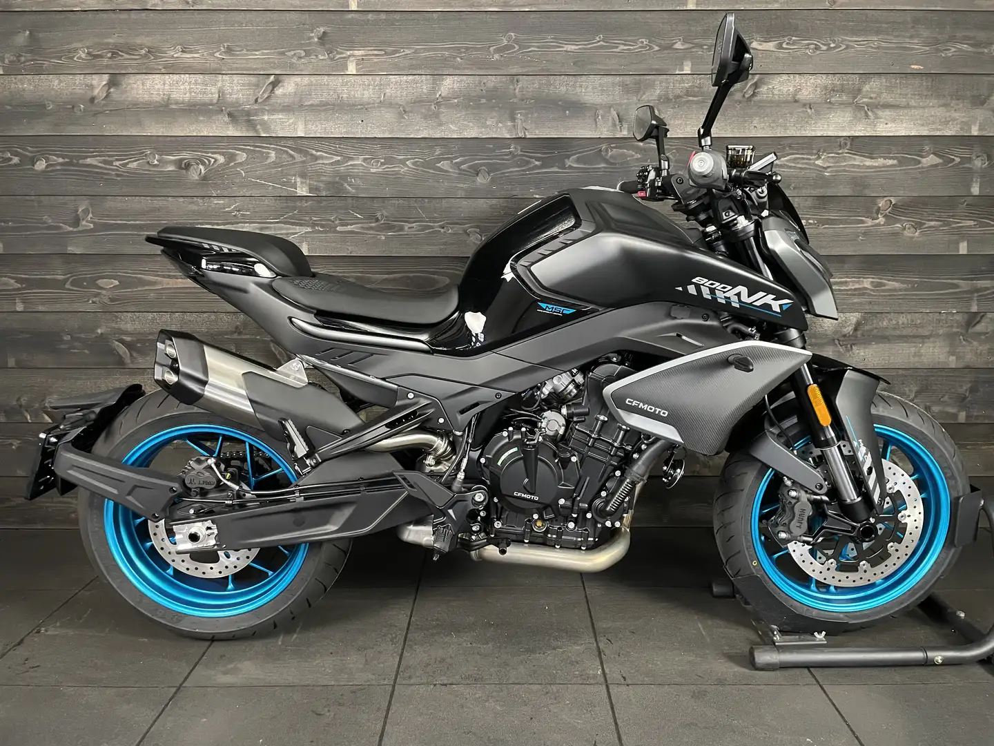 CFMOTO 800 NK ADVANCED TC BLACK Noir - 1