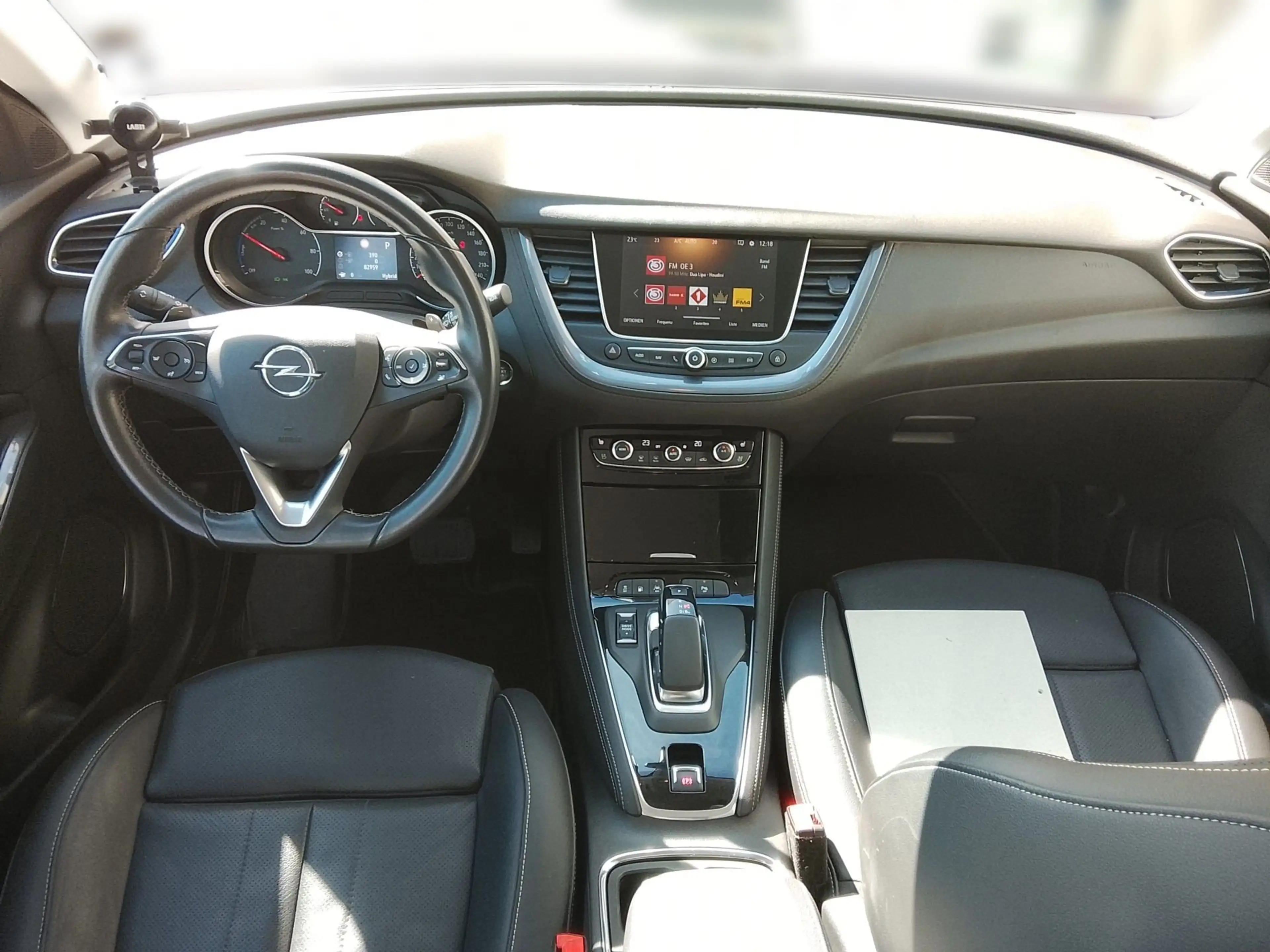Opel Grandland X 1.6 Turbo Ultimate 2xKlima 360 AUT — photo 11