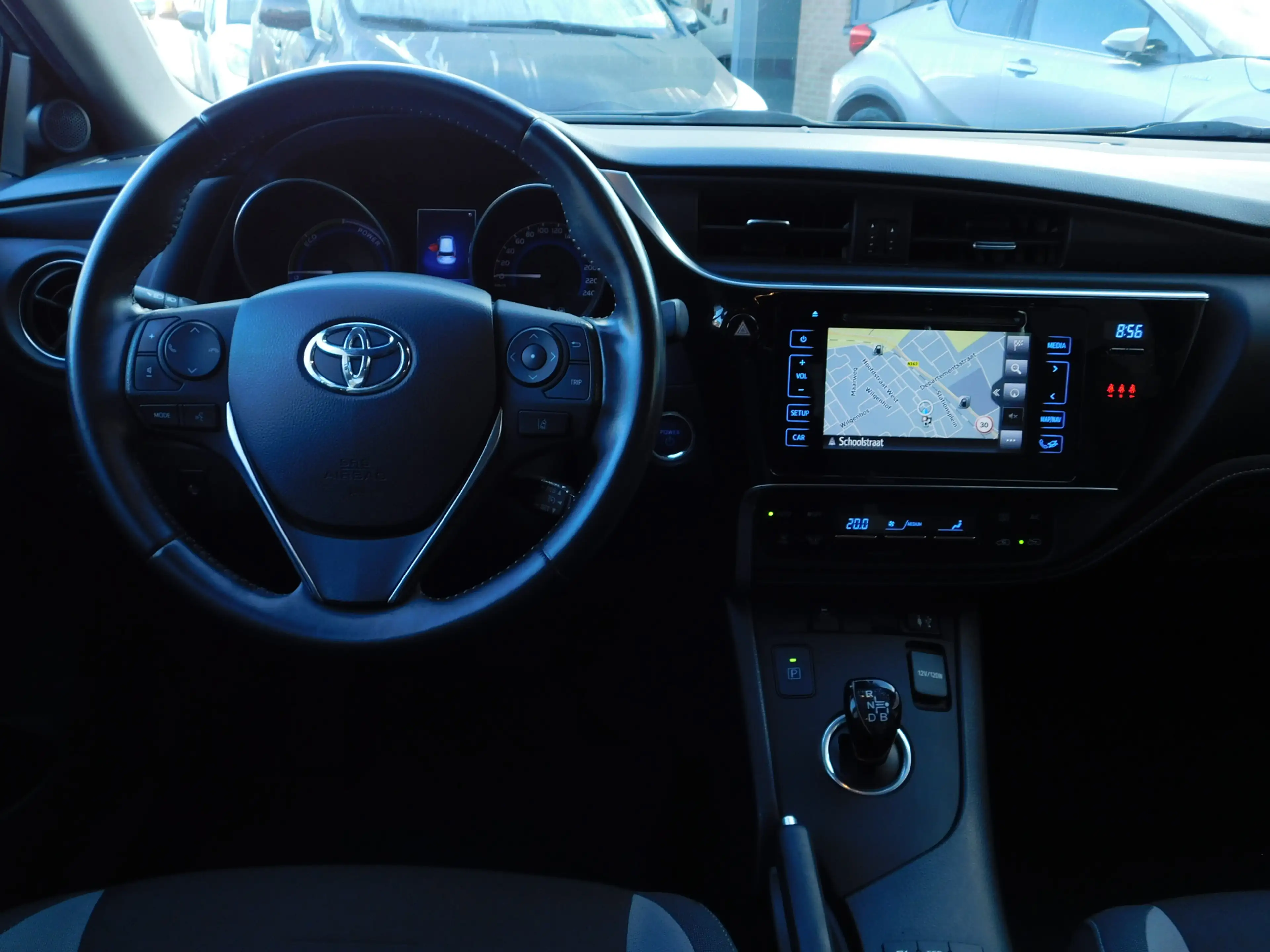 Toyota Auris 1.8 Hybrid Aspiration | Trekhaak — photo 11