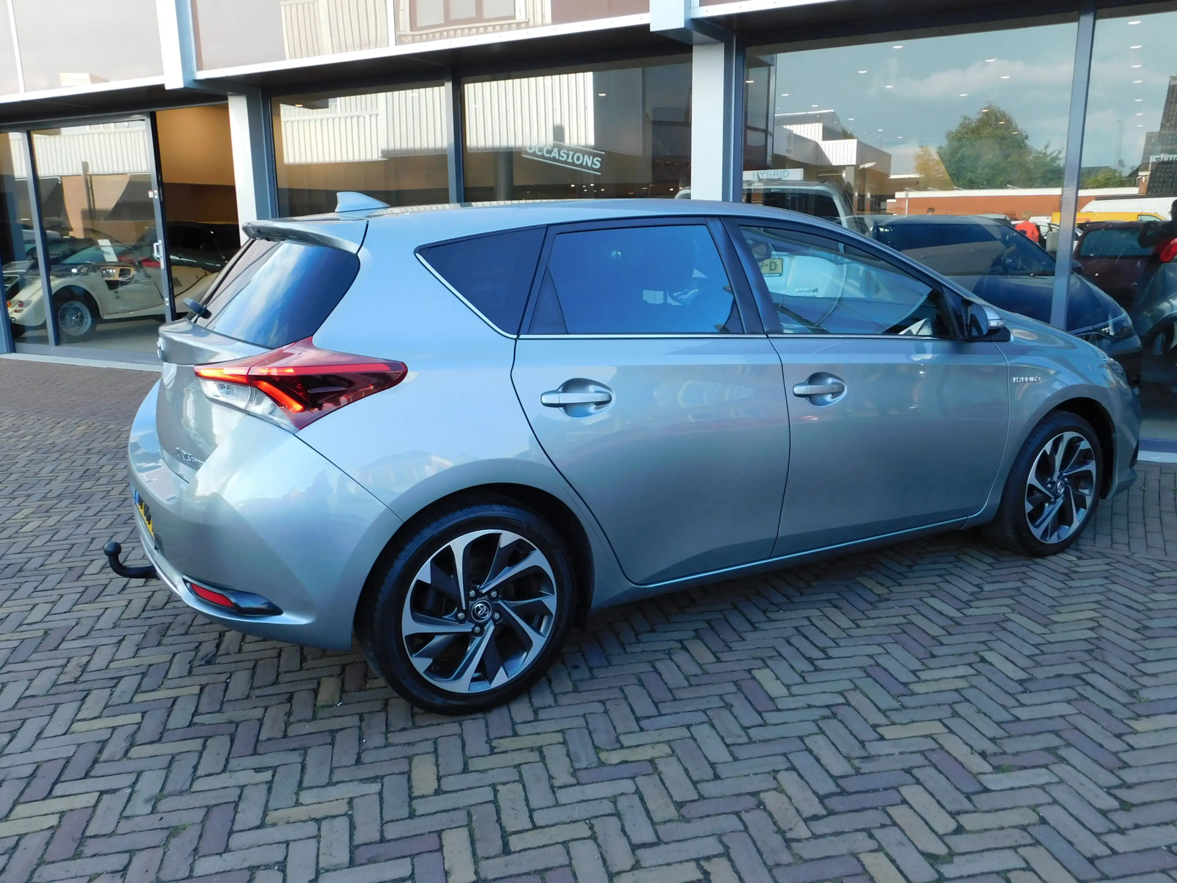 Toyota Auris 1.8 Hybrid Aspiration | Trekhaak — photo 6