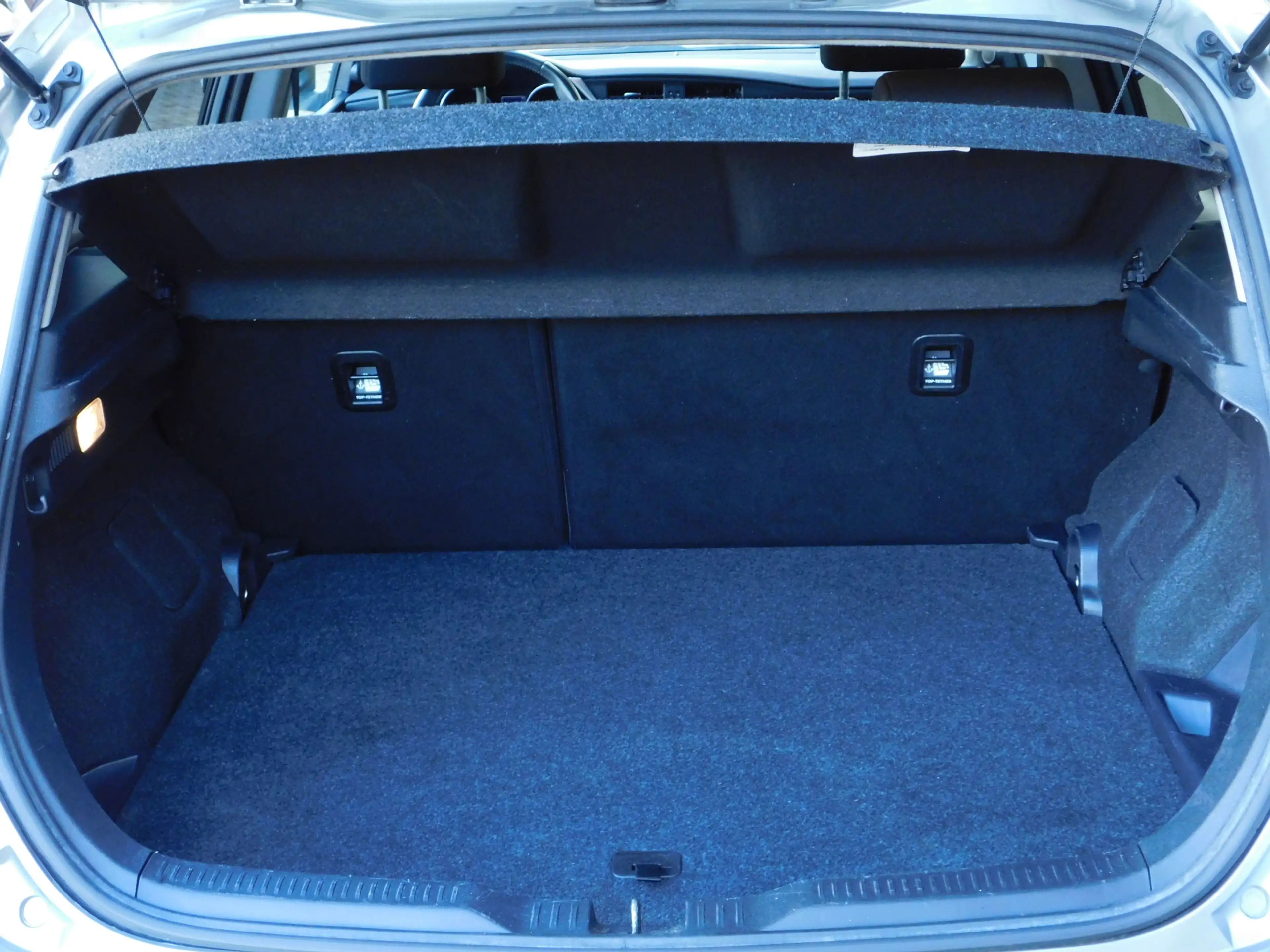 Toyota Auris 1.8 Hybrid Aspiration | Trekhaak — photo 14
