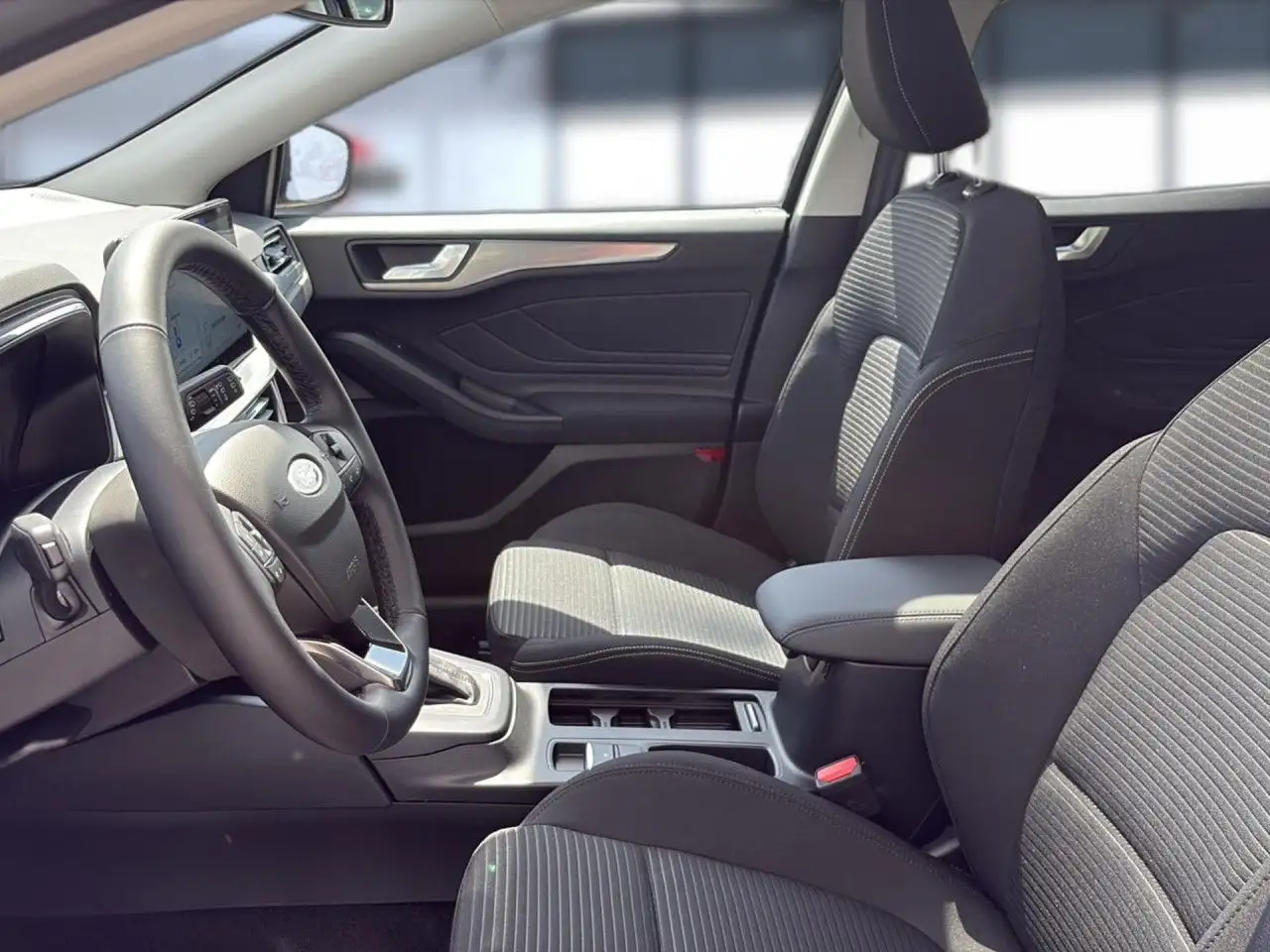 Ford Focus 1.0 EcoBoost Hybrid TITANIUM EDITION Navi 10