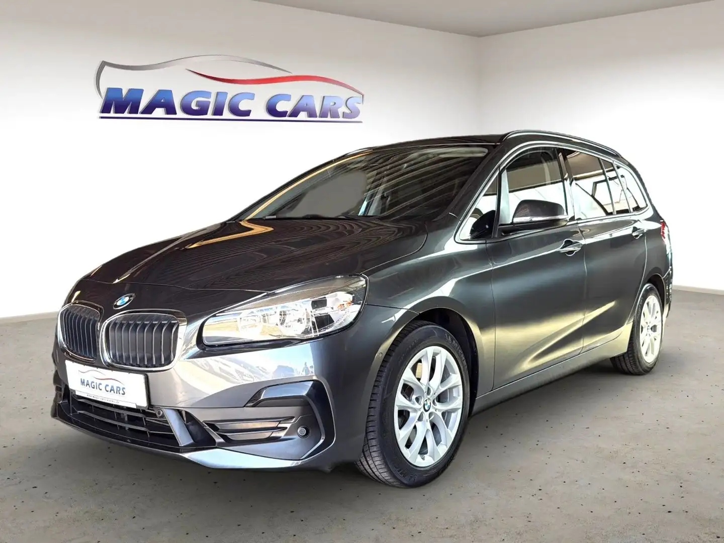 BMW 220 d Gran Tourer xDrive Advantage*Pano*AHK*Cam. Gris - 1