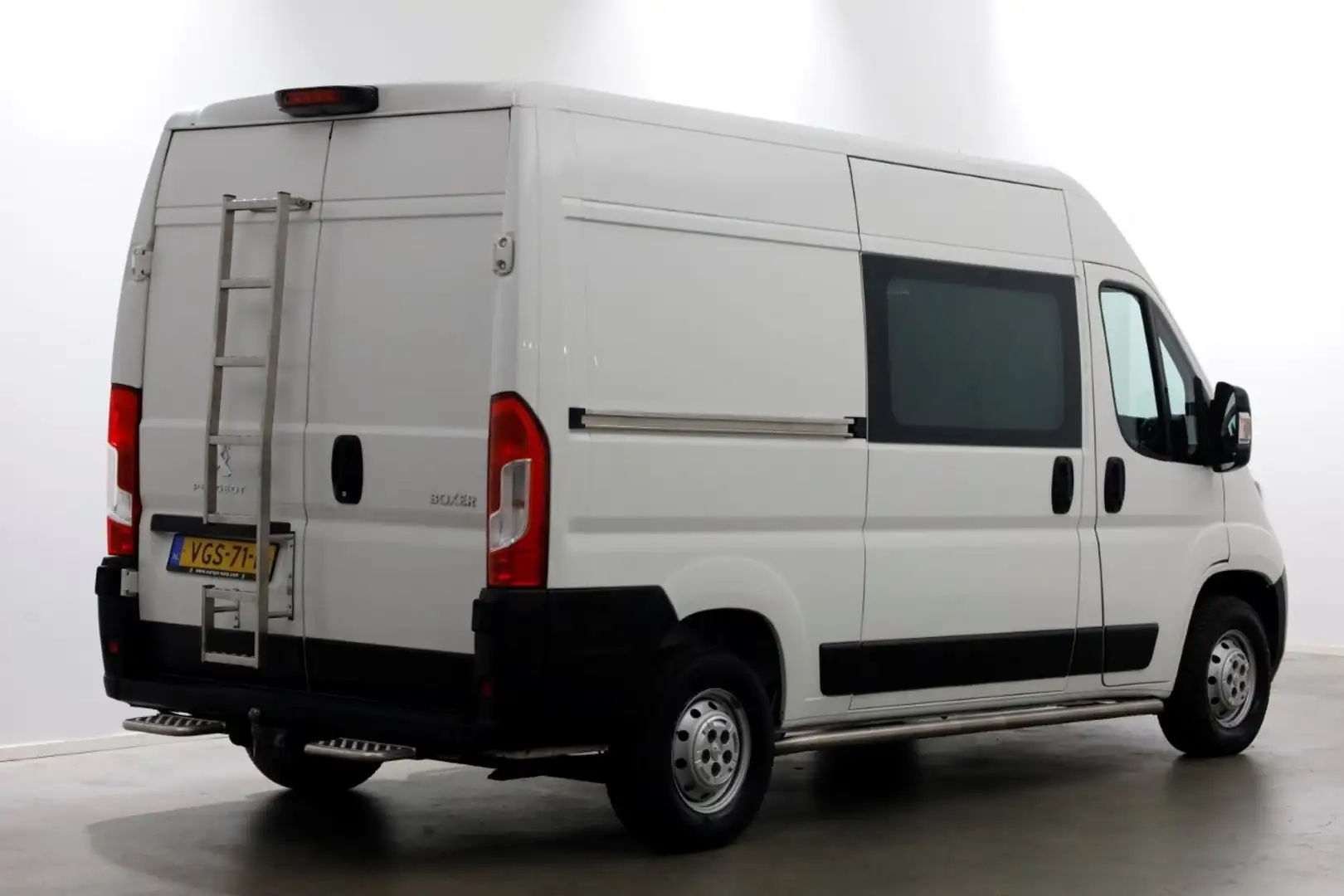 Peugeot Boxer 2.2 BlueHDi 120pk L2H2 Premium Airco/Camera 09-202 Wit - 2