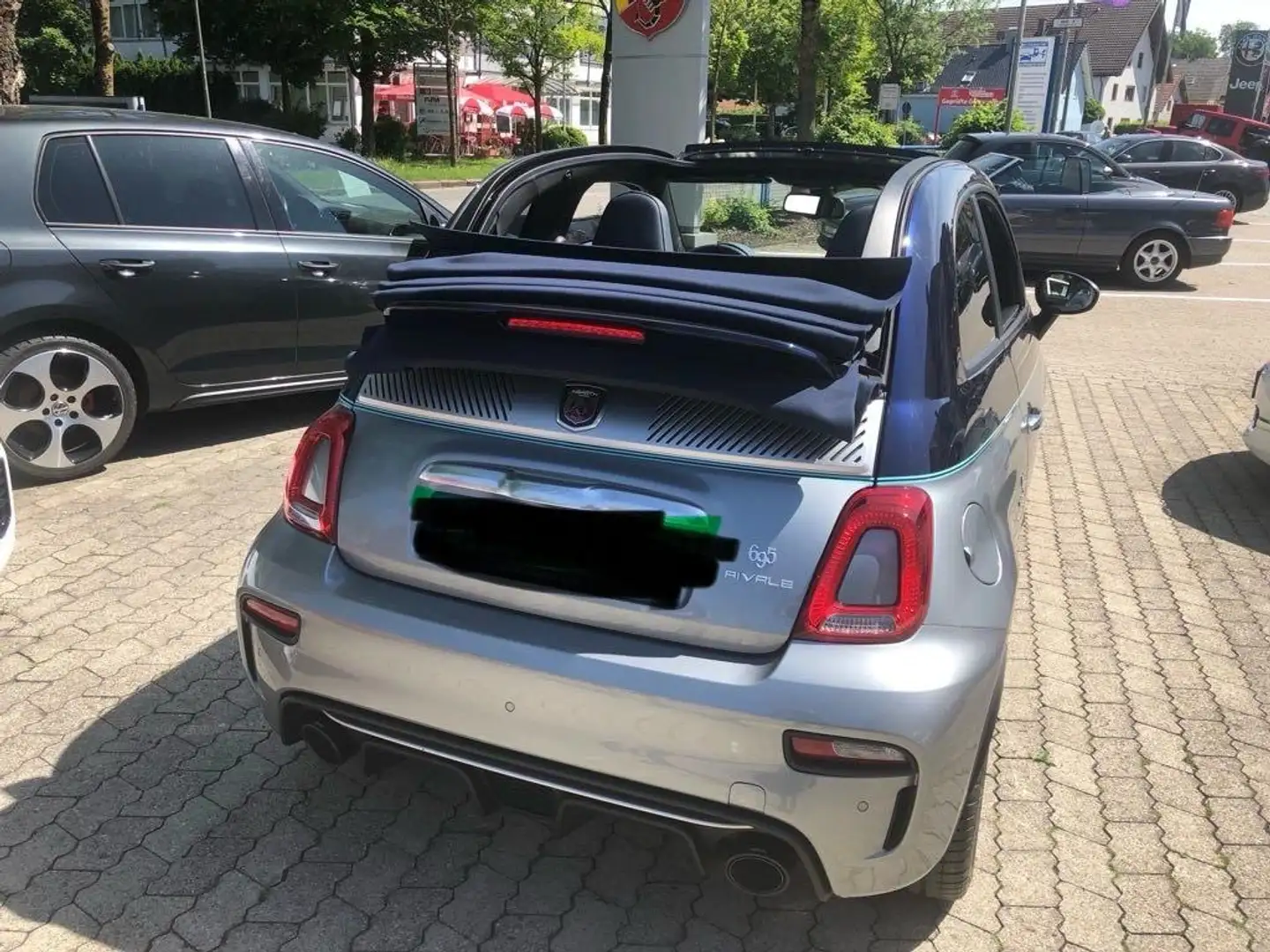 Abarth 695C Rivale limitiertes Modell Срібний - 2