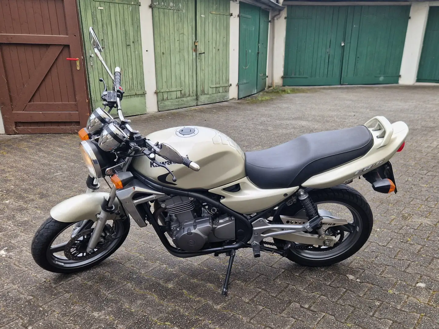 Kawasaki ER - 5 Twister Brons - 1