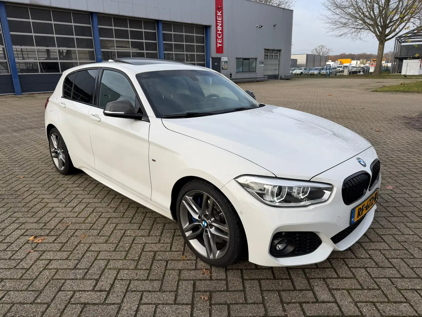 BMW 116 1-serie 116d Corporate Lease Executive m pack Wit - 2