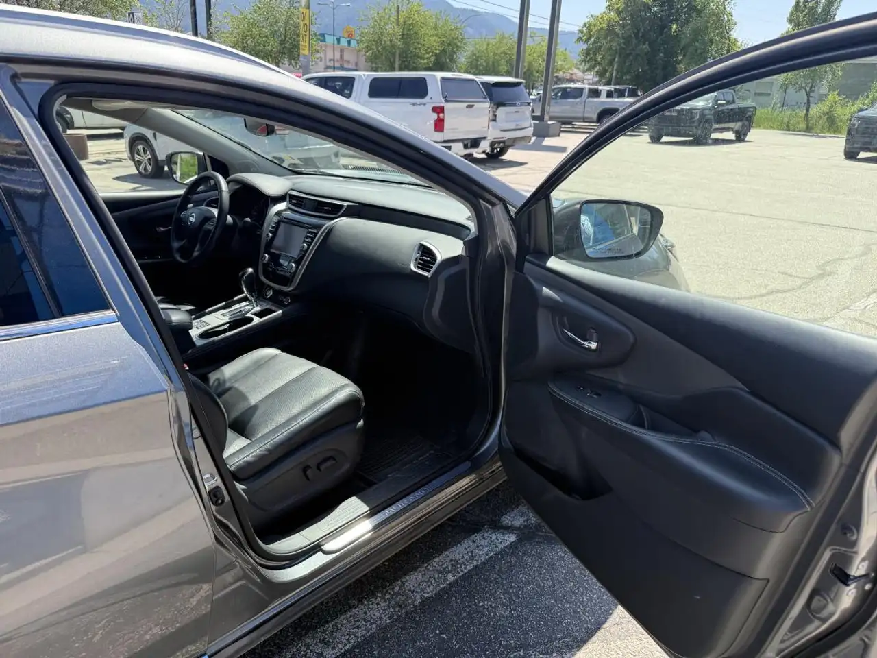 Nissan Murano снимка Nissan Murano