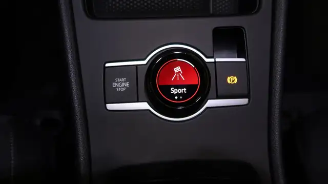 Volkswagen T-Roc view 13