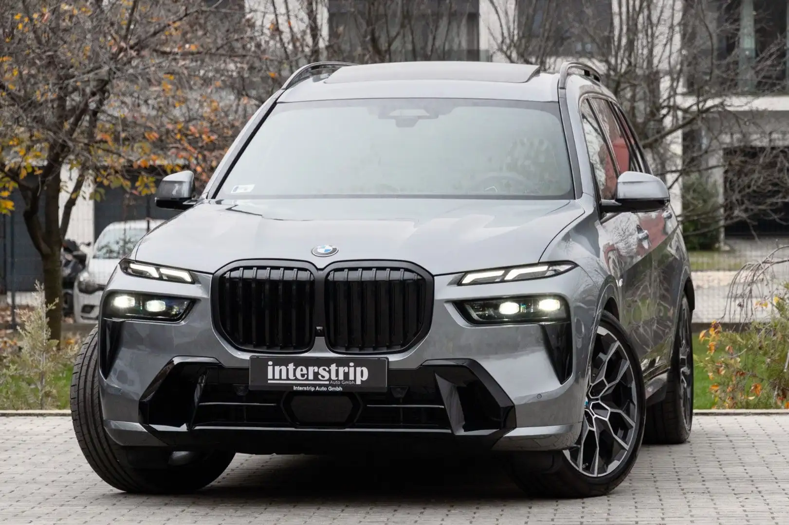 BMW X7 40d MSPORT.SOFT.PANO.DR.ASS.PRO.360.AHK.5/100 Grau - 1