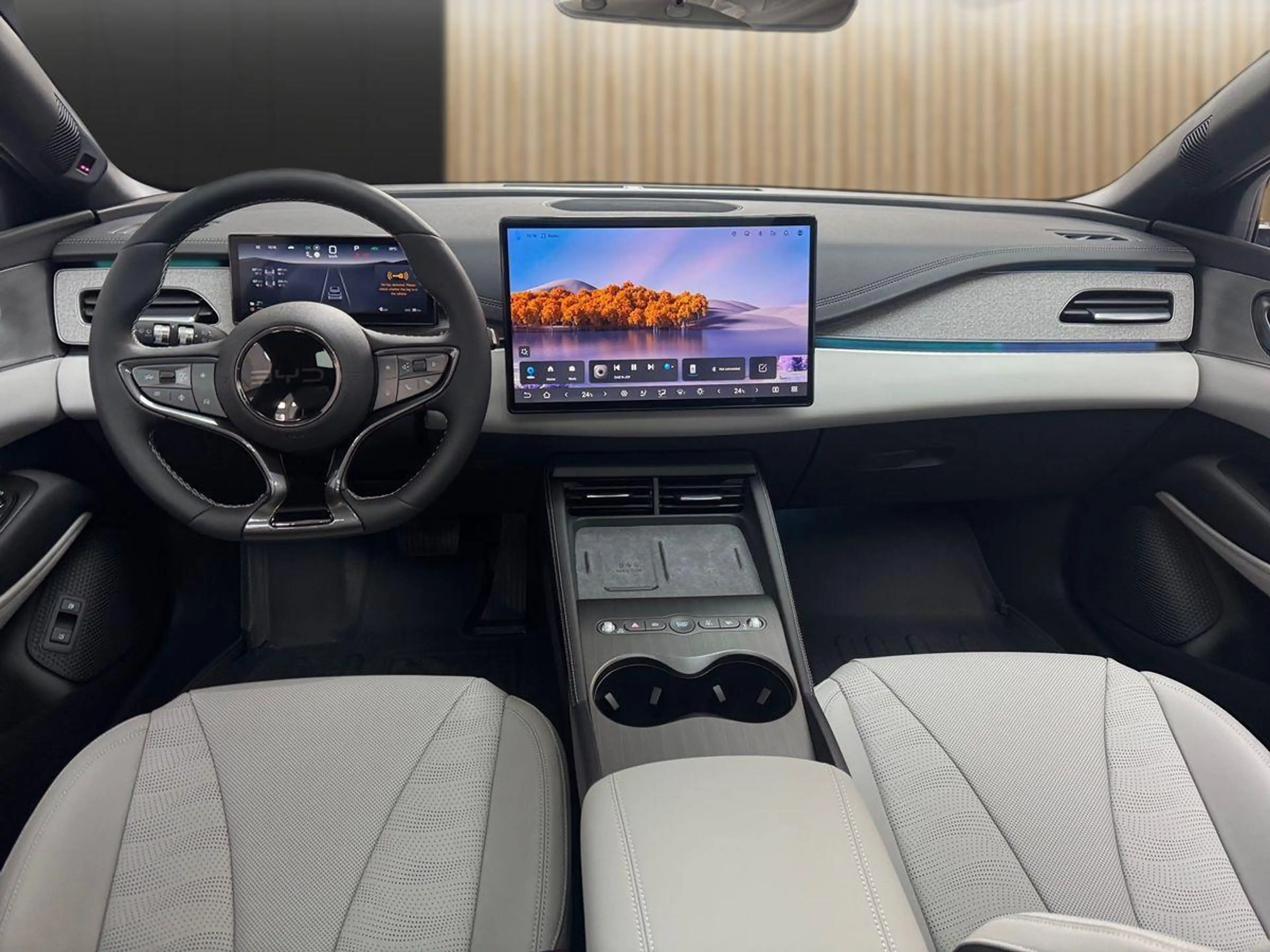 BYD Seal 6 Touring 1.5 PHEV DM-i 156 kW Comfort — photo 11