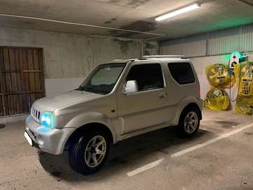 1.3i 16v JLX (Fleet)