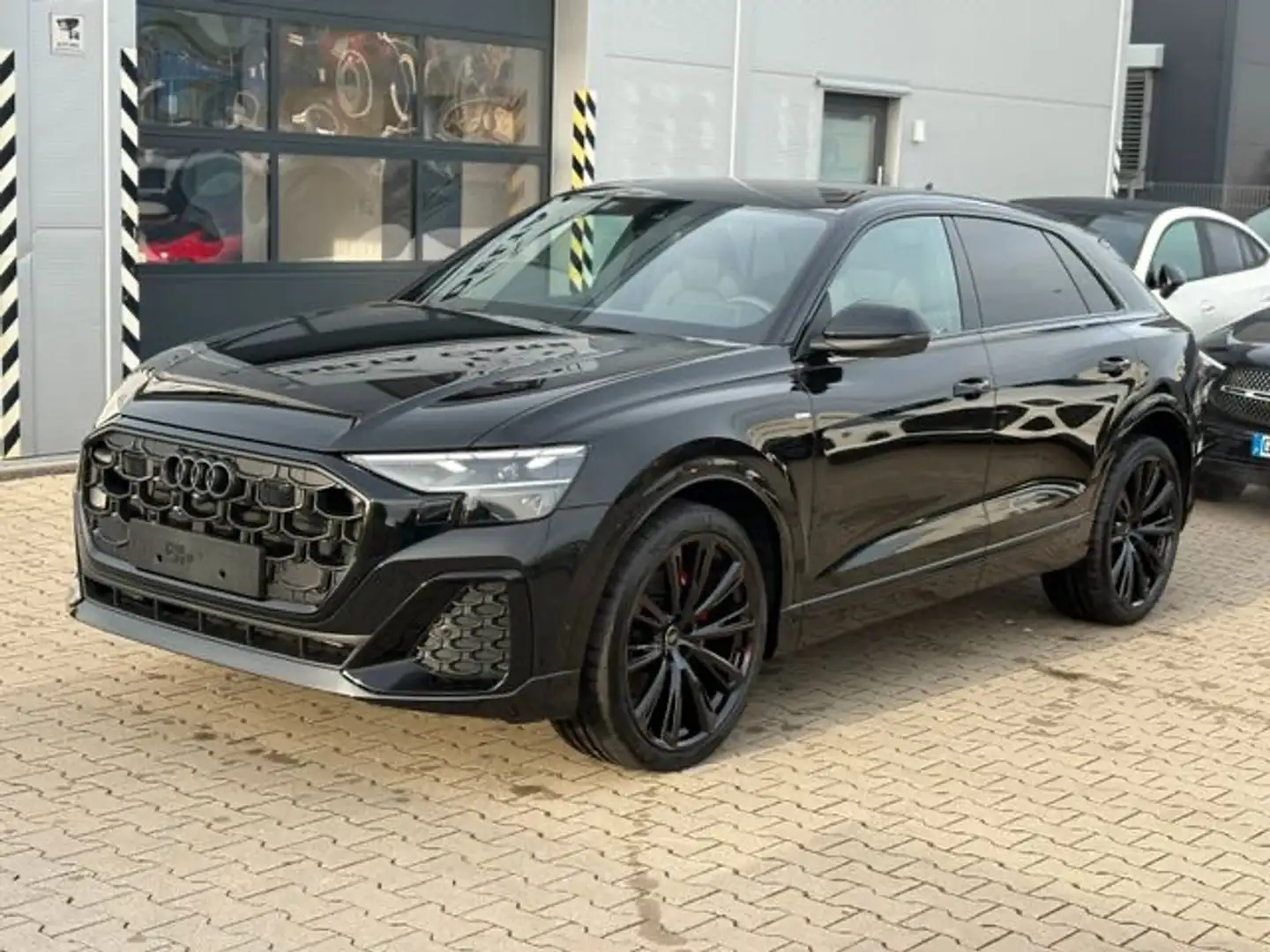 Audi Q8 Q8 3.0 tdi mhev S line edition quattro 286cv tiptr Nero - 2