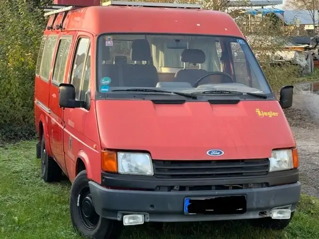 Ford Transit Bus 100 L Wohnmobil (Feuerwehr)