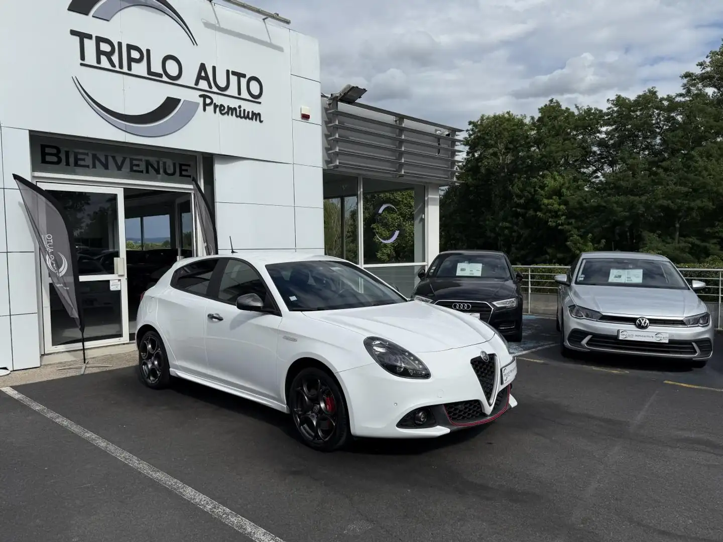 Alfa Romeo Giulietta Giulietta 1.4 TB MultiAir - 170 - BV TCT Imola SUI Blanc - 1