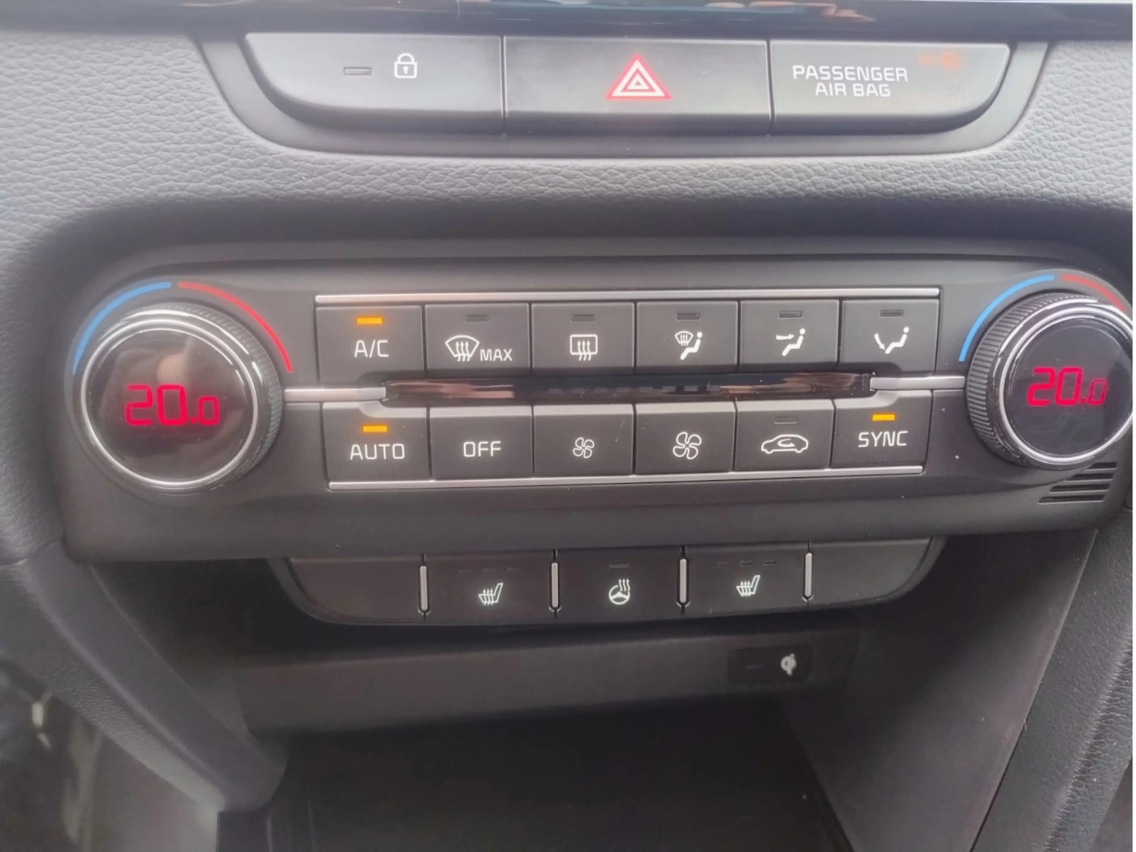 Kia XCeed 1,6 T-GDI DCT Steel Edition Navi/LED/Kam — photo 12