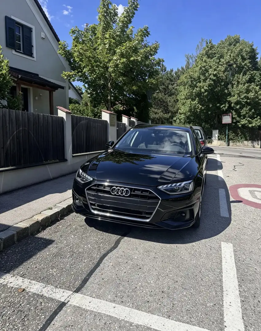 Audi A4 Avant 35 TDI S tronic - 1