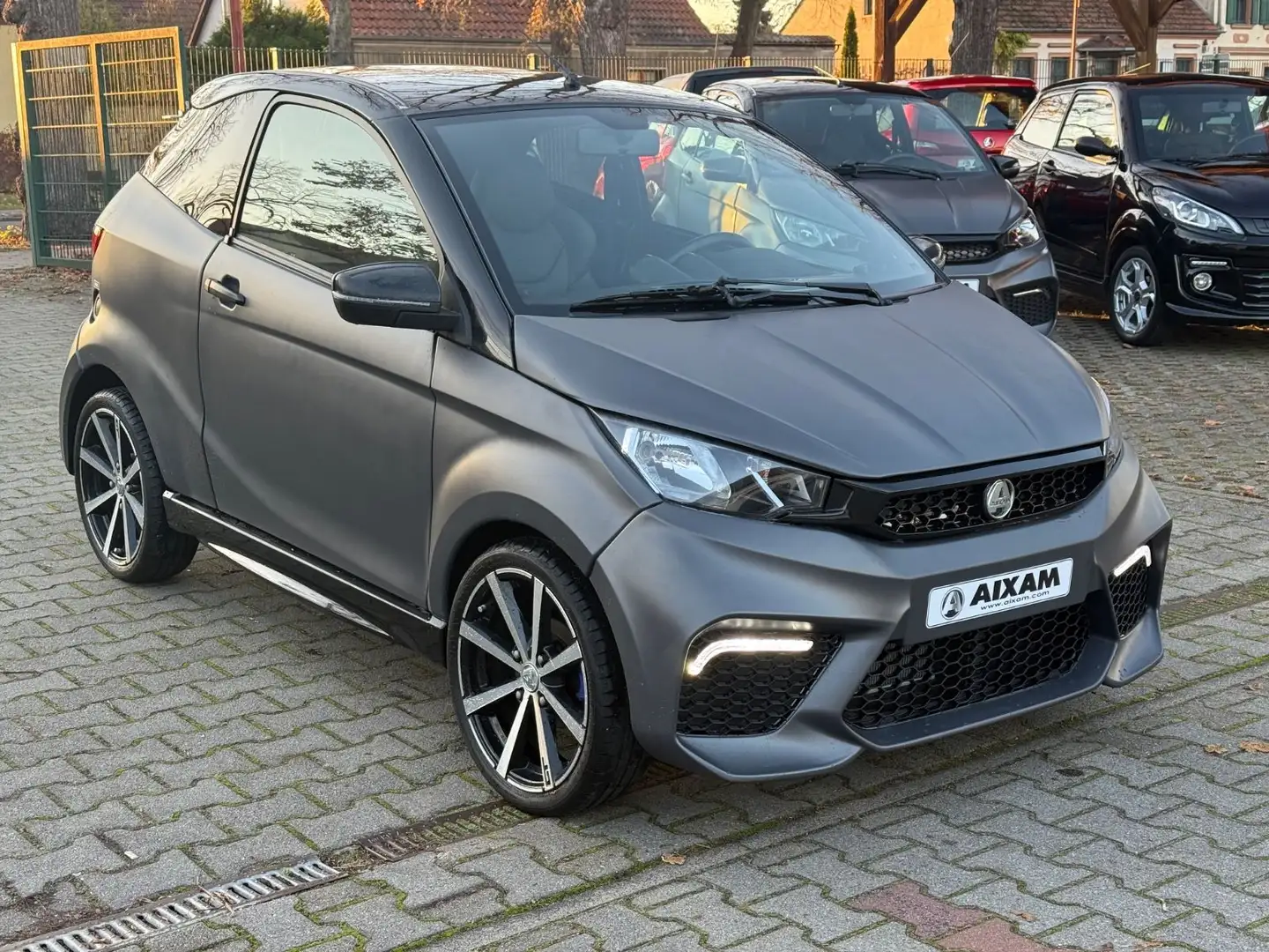 Aixam Coupé GTI ABS Mopedauto Diesel Automatik 45km/h Grau - 1