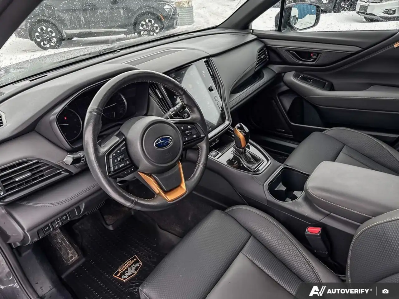 Subaru OUTBACK fotografie Subaru OUTBACK