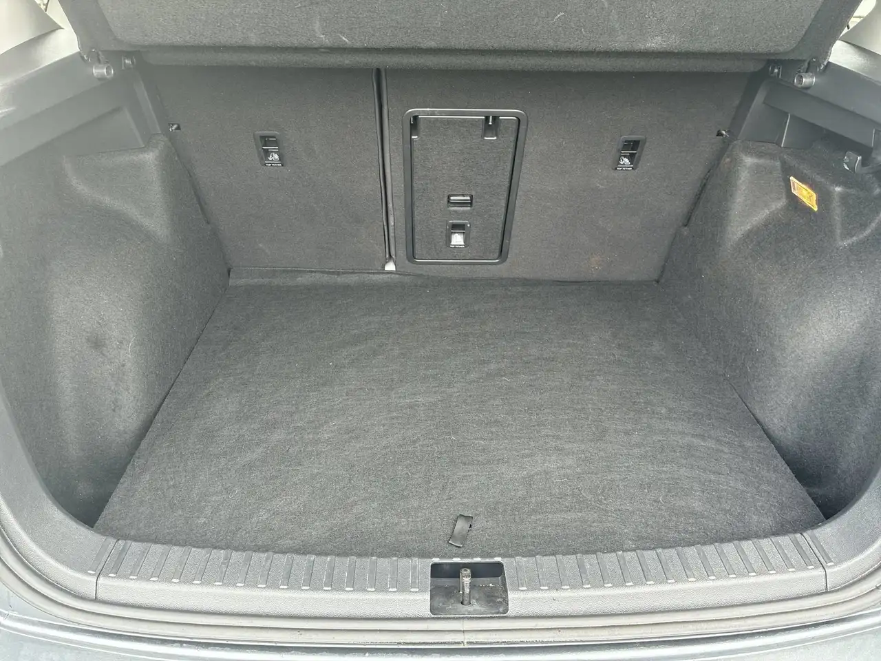 Volkswagen Taos снимка Volkswagen Taos