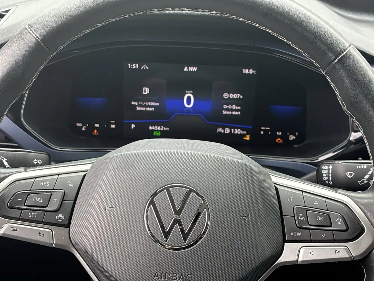 Volkswagen Taos снимка Volkswagen Taos