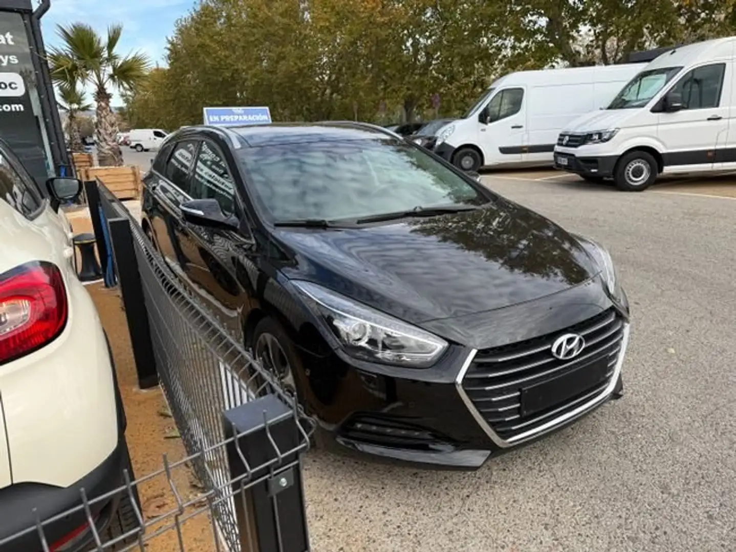 Hyundai i40 CW 1.7CRDI Bluedrive Tecno Negro - 2