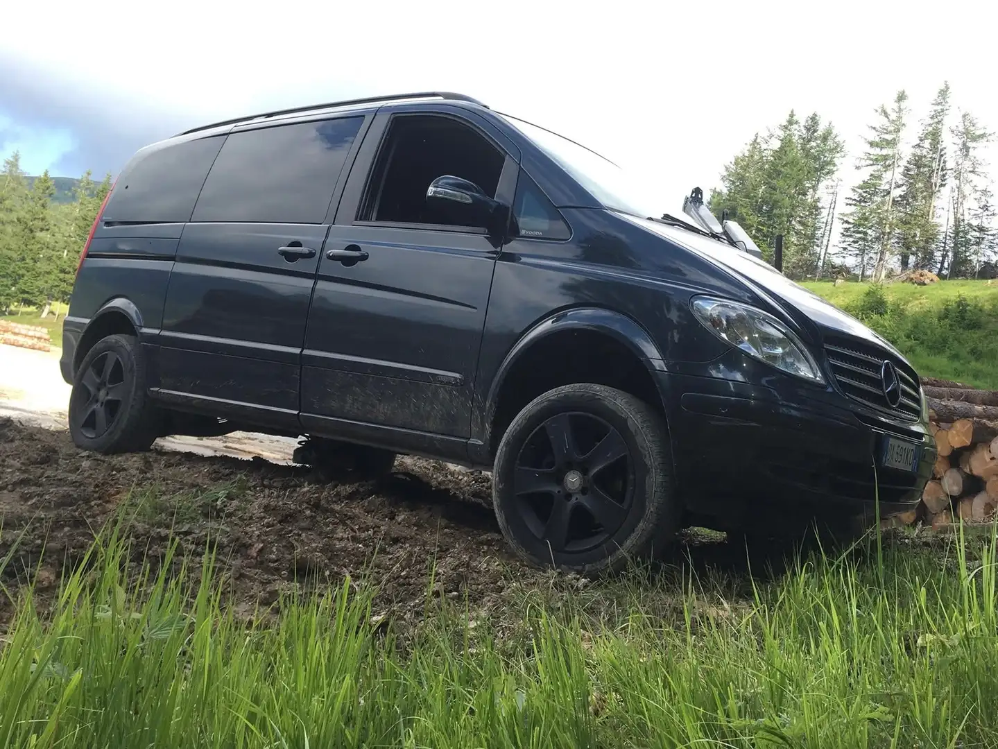 Mercedes-Benz Viano Viano 2.2 cdi, 4x4, cambio automatico Чёрный - 1