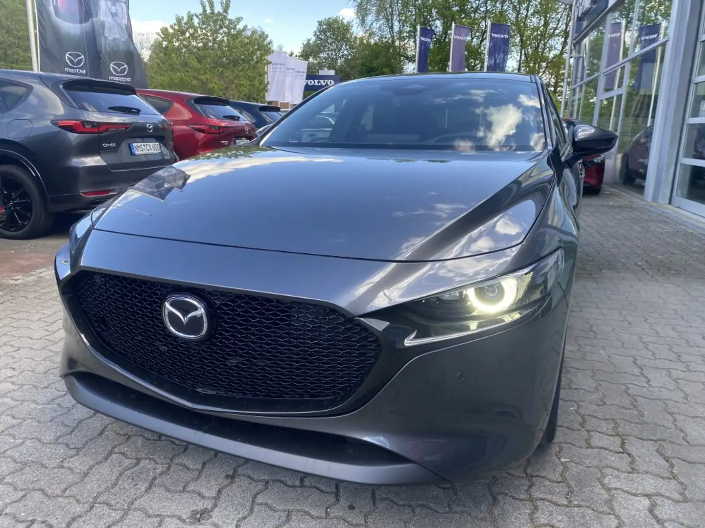 Mazda 3 e-SKYACTIV-G 140 M HYBRID TAKUMI (BP) Grau - 2