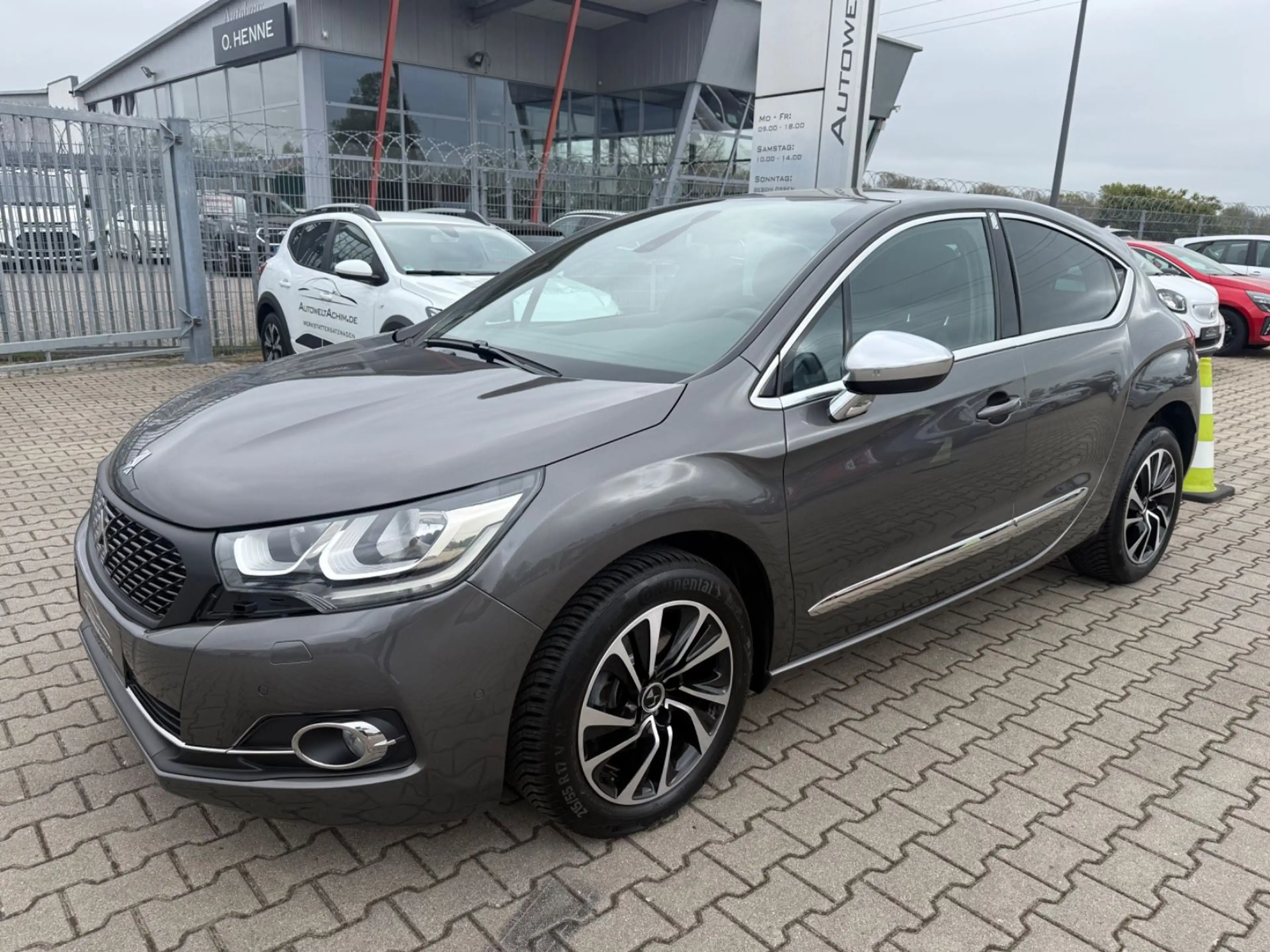 DS Automobiles DS 4 DS 4 Basis — photo 3