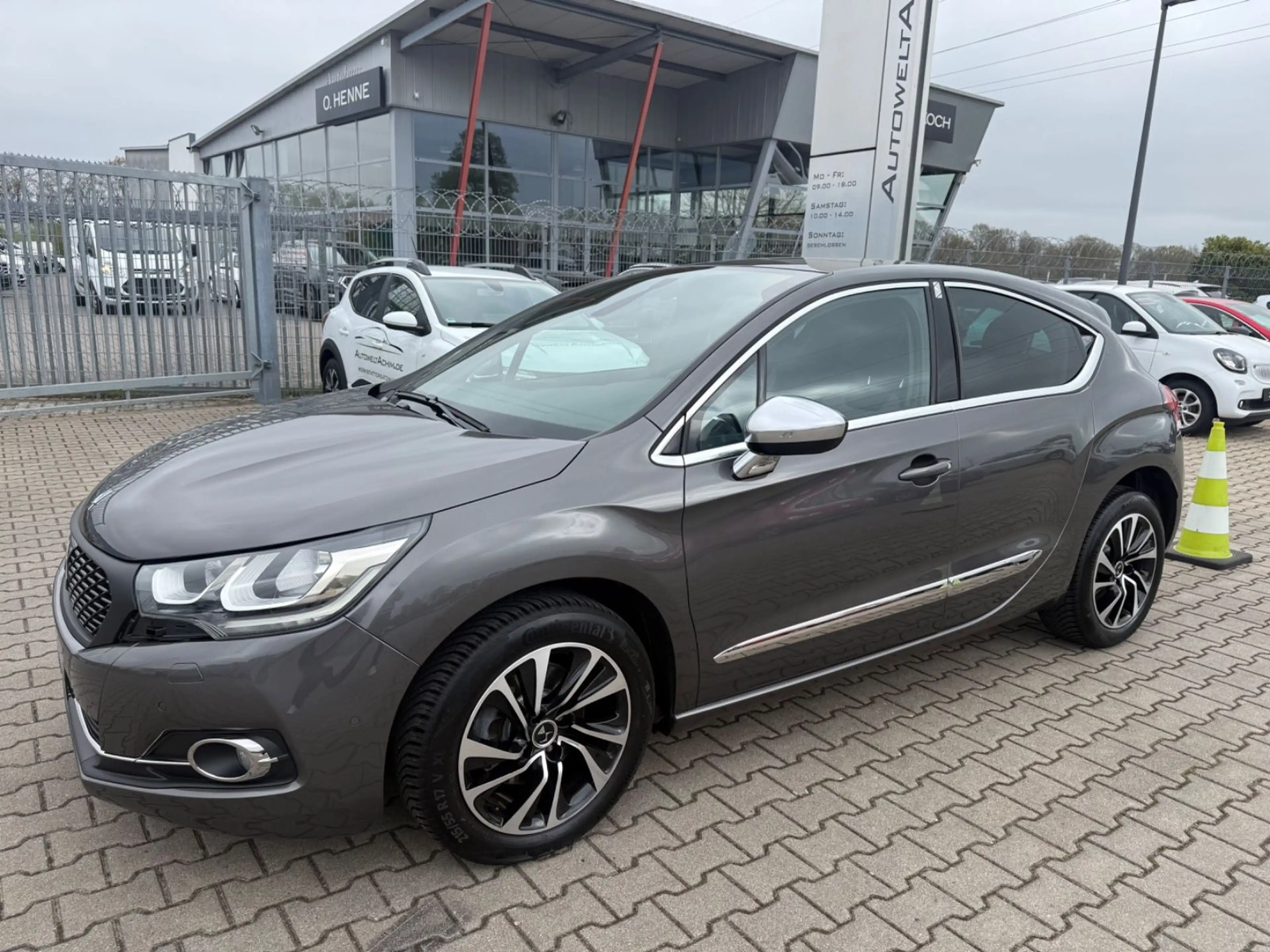 DS Automobiles DS 4 DS 4 Basis — photo 2