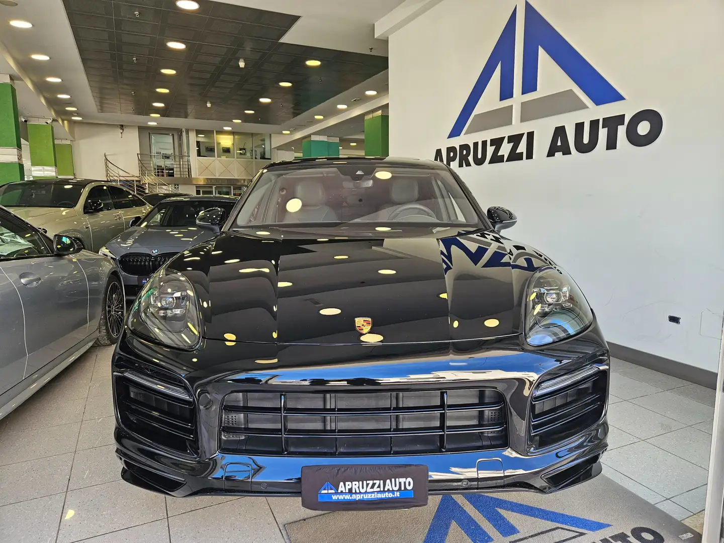 Porsche Cayenne 3.0 e-hybrid tiptronic RETROCAM NAVI PELLE SENSORI Nero - 2