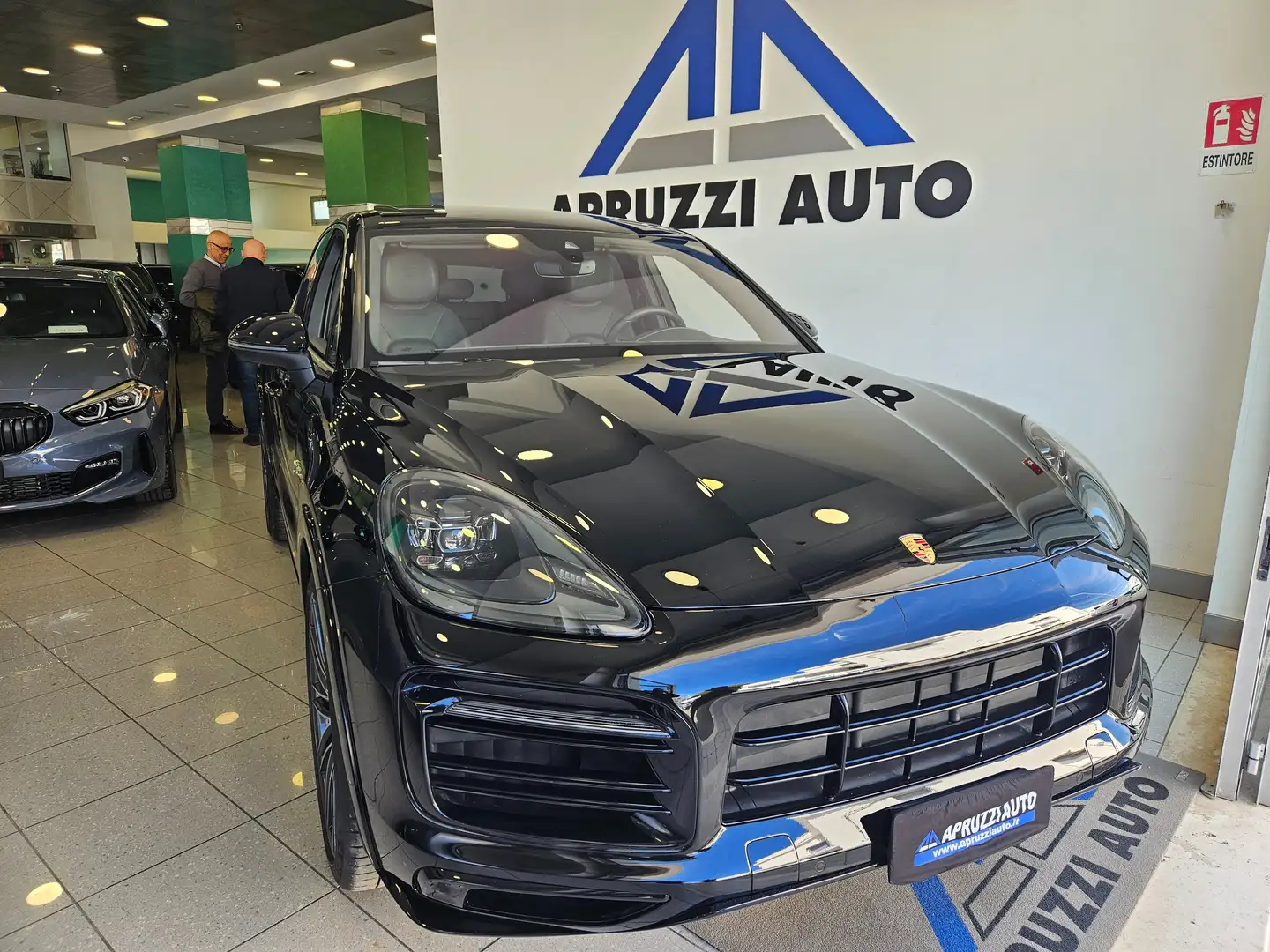 Porsche Cayenne 3.0 e-hybrid tiptronic RETROCAM NAVI PELLE SENSORI Nero - 1