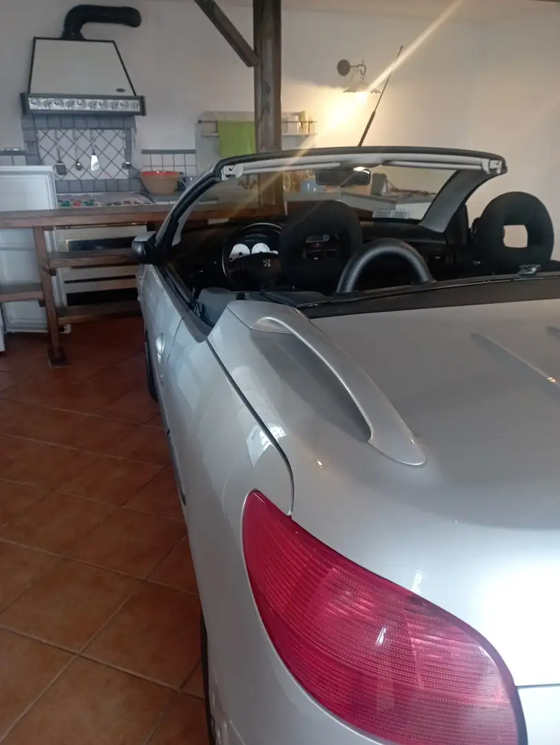 Peugeot 206 CC 1.6 16v c/abs - 1