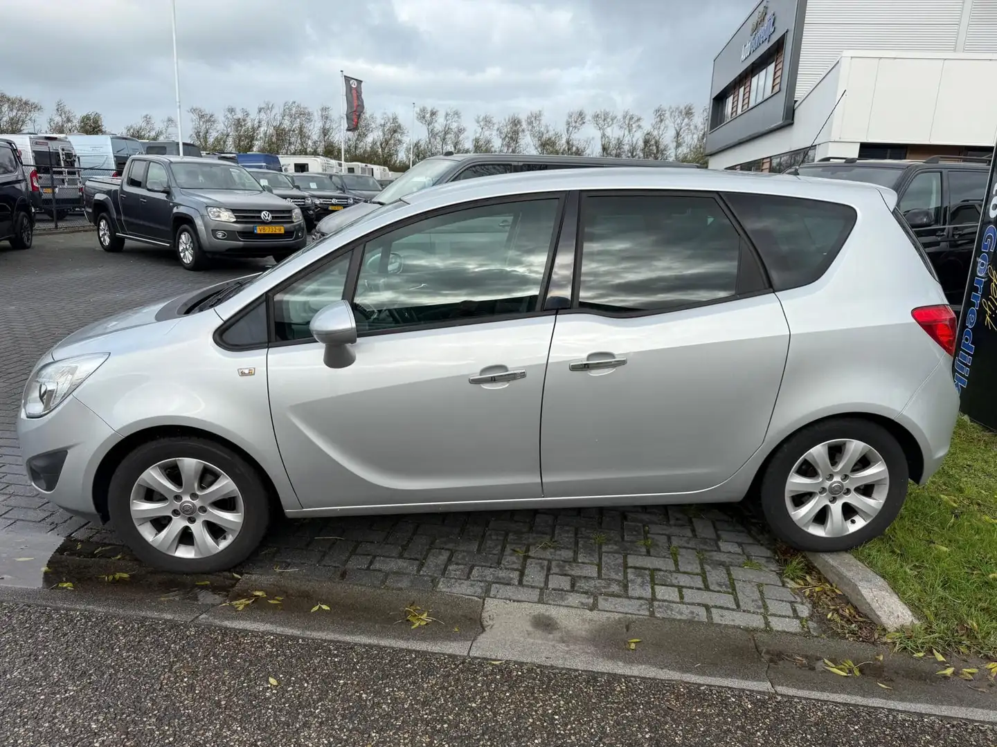 Opel Meriva 1.4 Turbo Cosmo AIRCO,CRUISE,TREKHAAK,PDC Gris - 2