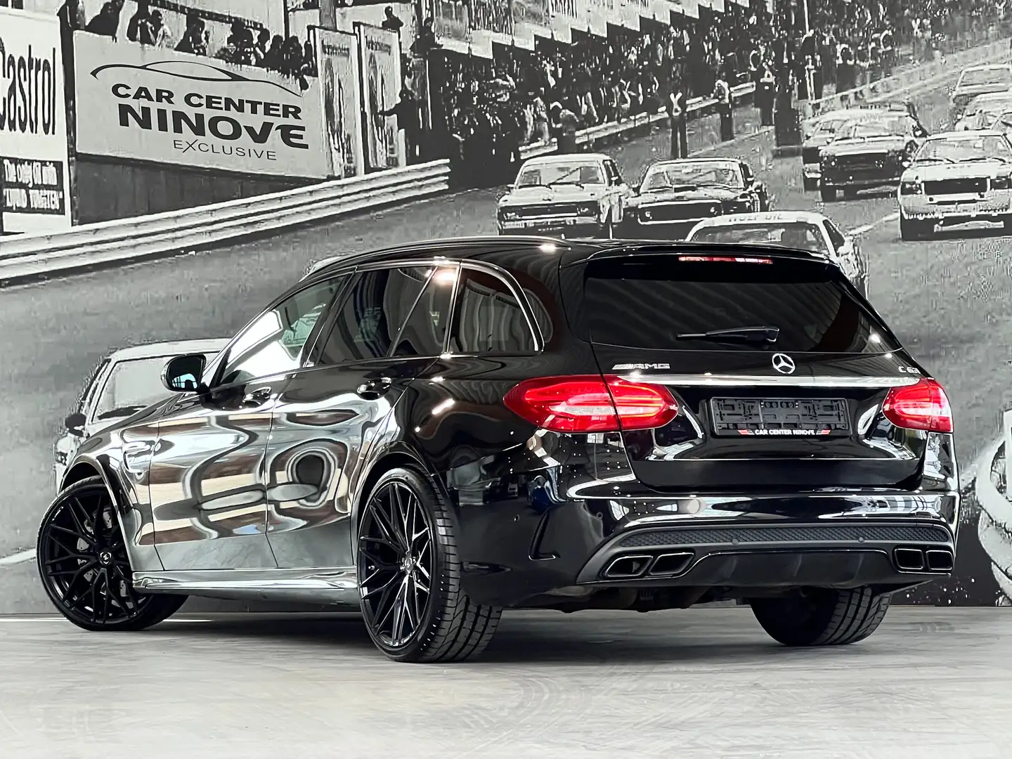 Mercedes-Benz C 63 AMG Speedshift 7G-MCT / V8 Bi-Turbo / Burmester Sound Negro - 2
