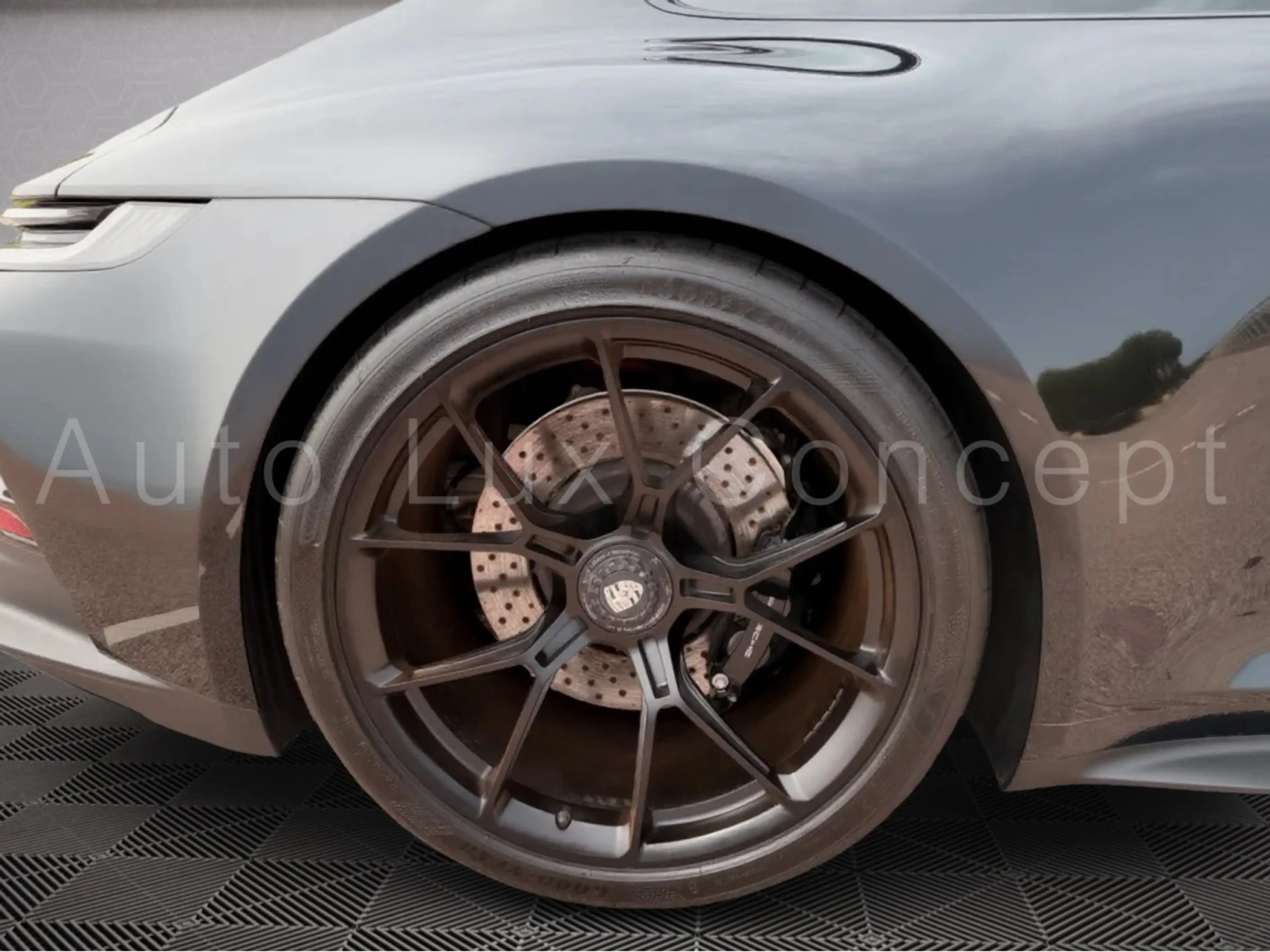 Porsche 992 911 GT3 Touring-Paket/Schaltgetriebe/18Wege/Carbon — photo 15